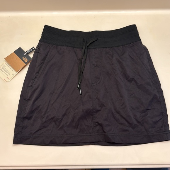 The North Face Skirt Shorts Skort - Picture 8 of 10